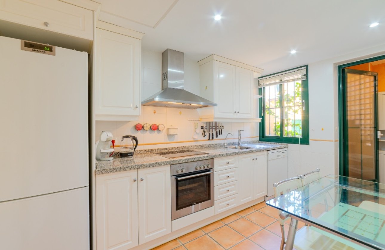 Resale - Villa - Finestrat