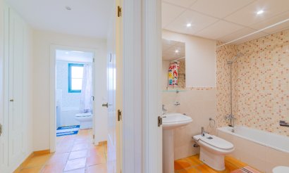 Resale - Villa - Finestrat