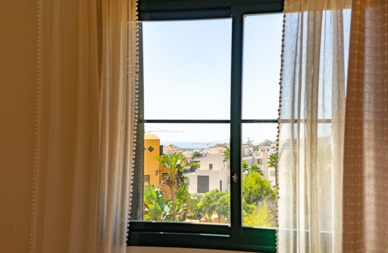 Resale - Villa - Finestrat