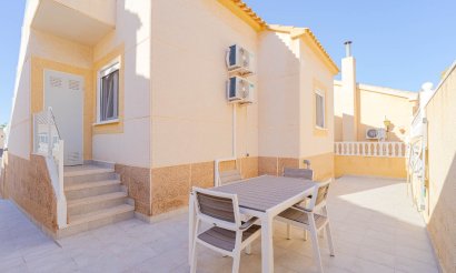 Reventa - Villa - Orihuela Costa - Los Altos