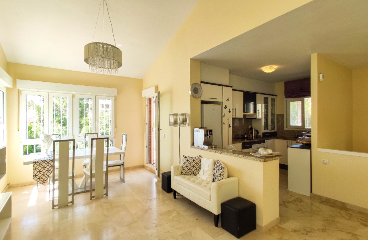 Resale - Villa - Las Ramblas