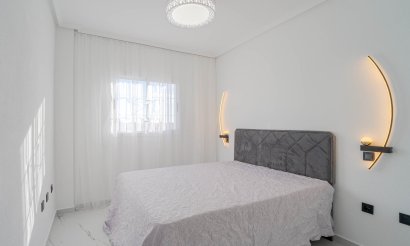 Resale - Apartment / flat - Orihuela Costa - Playa Flamenca