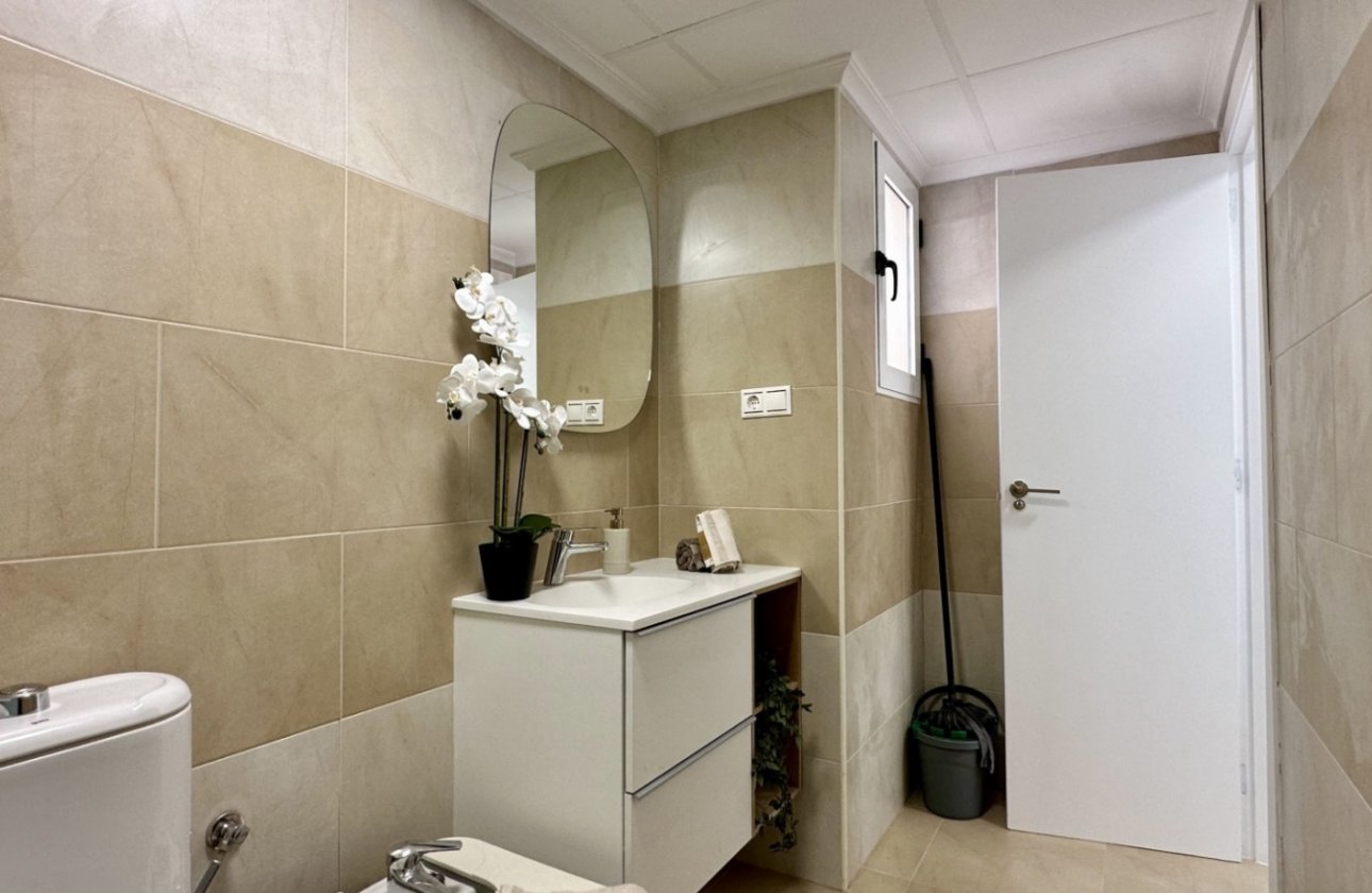 Resale - Apartment / flat - Torrevieja