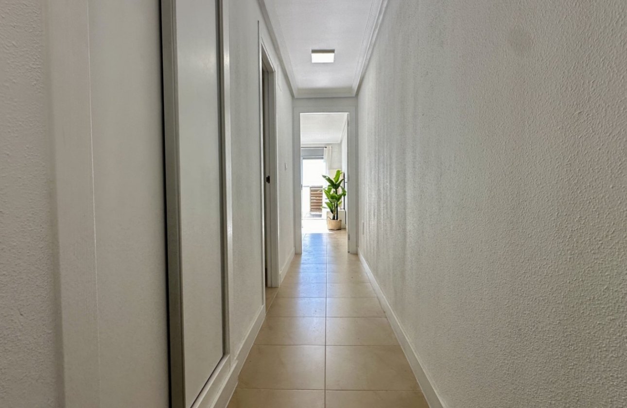 Resale - Apartment / flat - Torrevieja