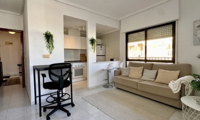 Resale - Apartment / flat - Torrevieja