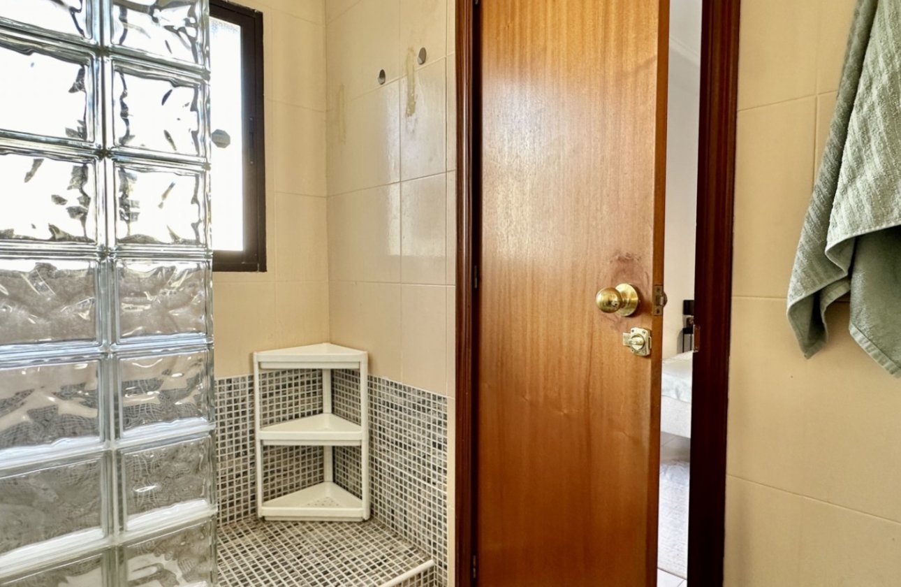 Resale - Apartment / flat - Torrevieja