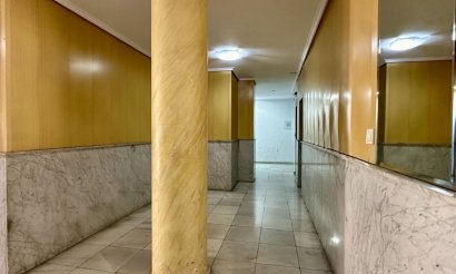 Resale - Apartment / flat - Torrevieja