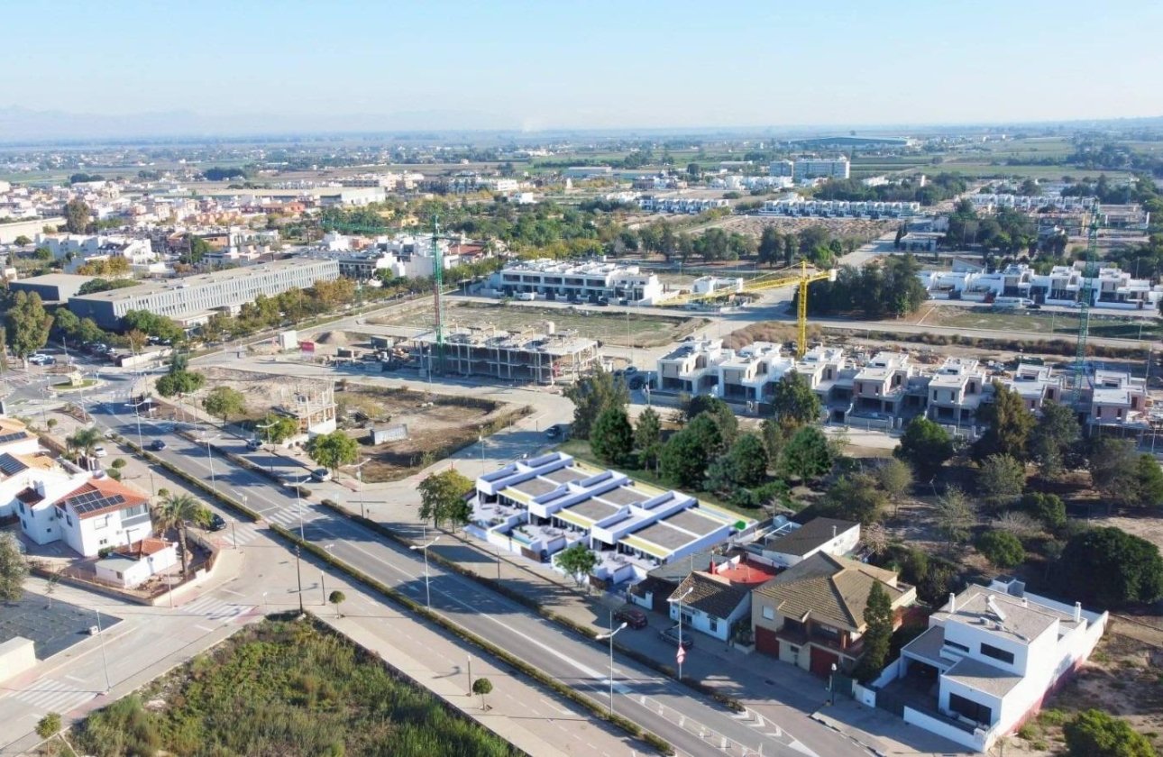 Nouvelle construction - Maison de ville - Dolores - Sector 3