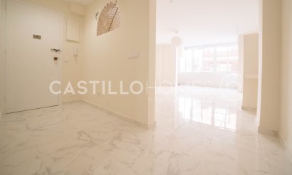 Resale - Apartment / flat - Torrevieja - Centro