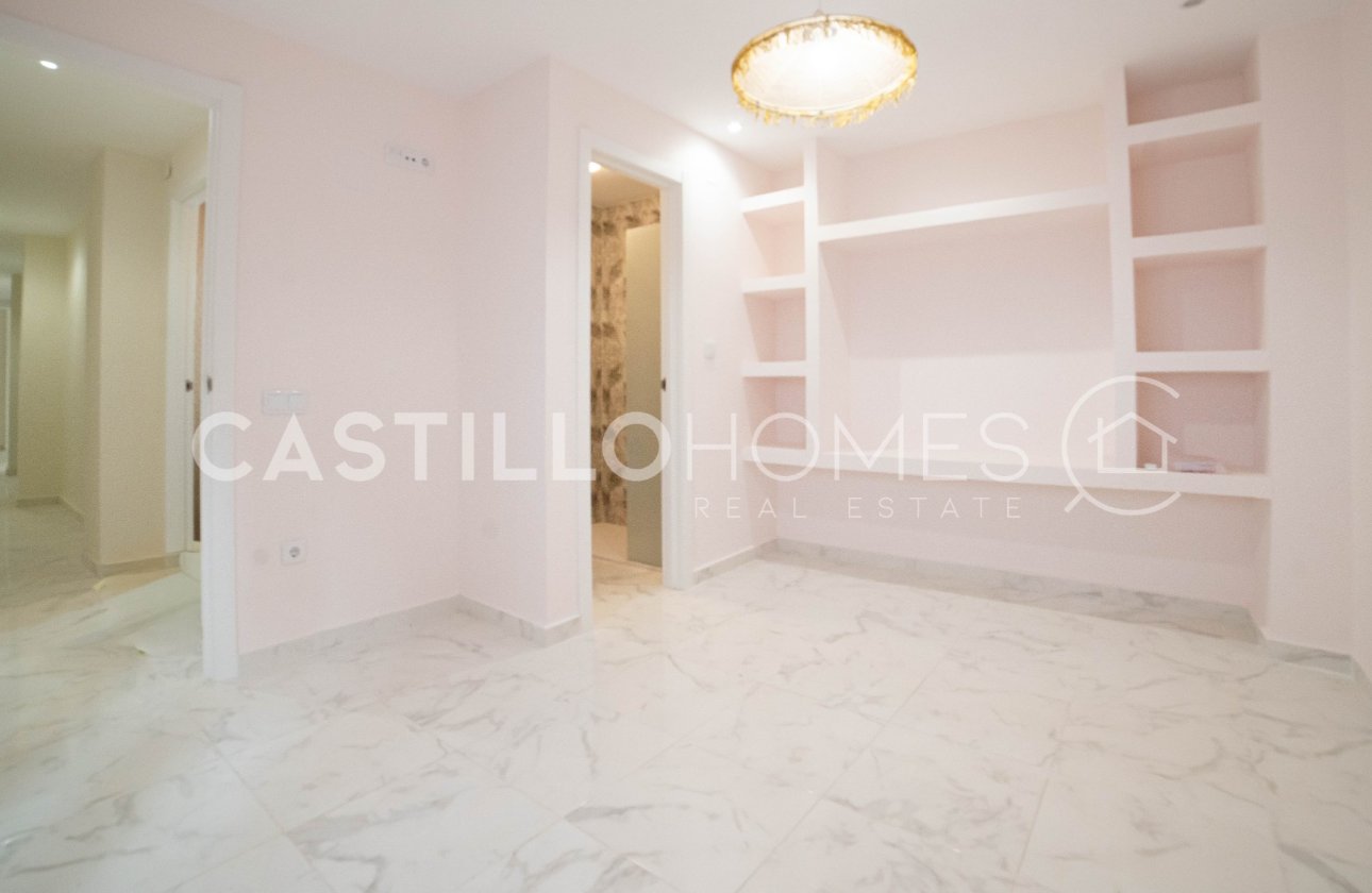 Resale - Apartment / flat - Torrevieja - Centro