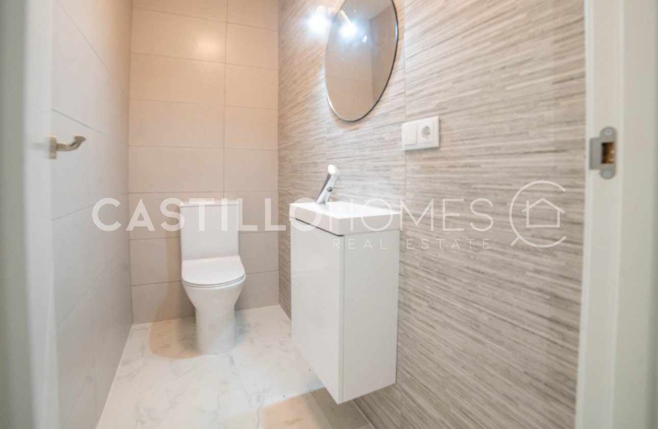 Resale - Apartment / flat - Torrevieja - Centro