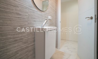 Resale - Apartment / flat - Torrevieja - Centro