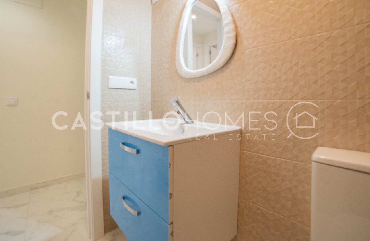 Resale - Apartment / flat - Torrevieja - Centro