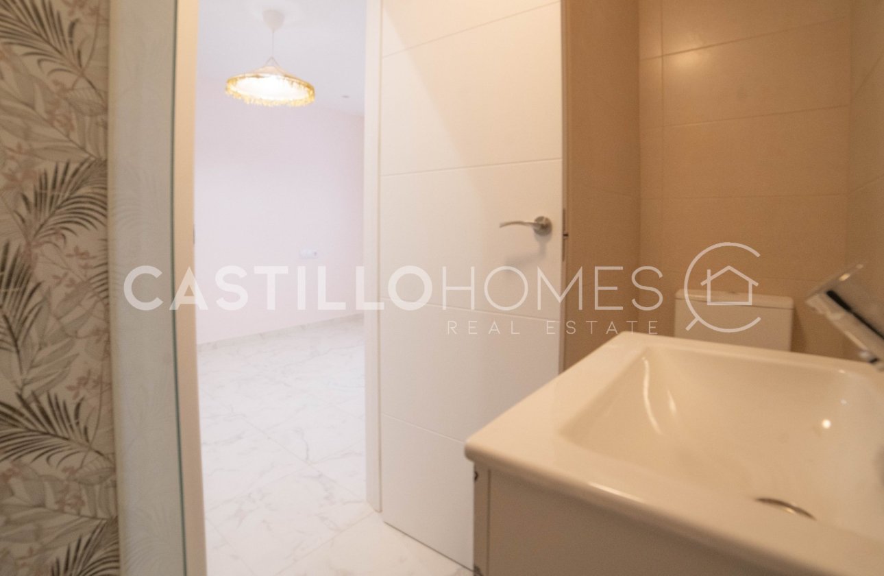 Resale - Apartment / flat - Torrevieja - Centro