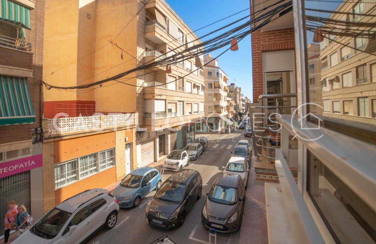 Resale - Apartment / flat - Torrevieja - Centro
