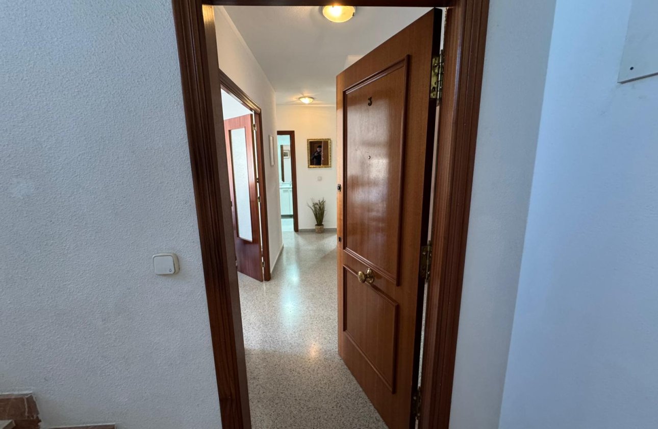 Resale - Apartment / flat - San Miguel de Salinas