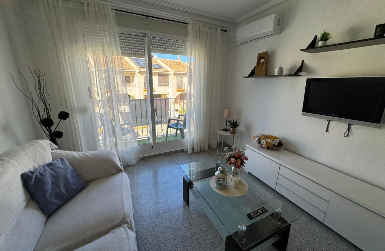 Resale - Apartment / flat - San Miguel de Salinas