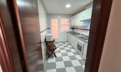 Resale - Apartment / flat - San Miguel de Salinas