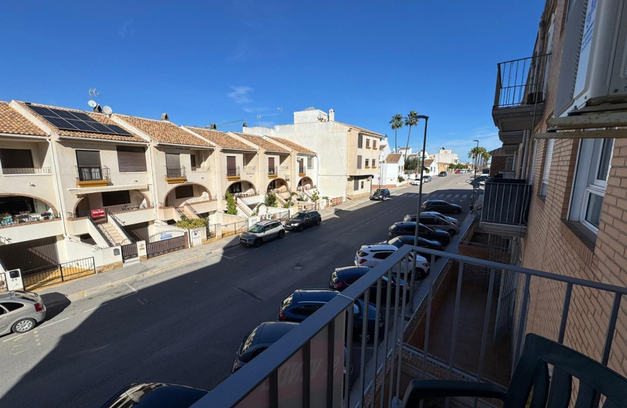 Resale - Apartment / flat - San Miguel de Salinas