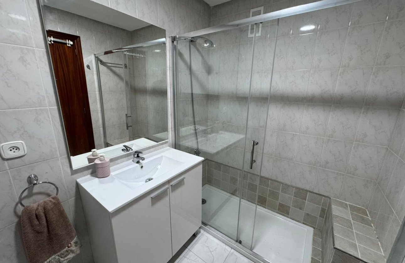 Resale - Apartment / flat - San Miguel de Salinas