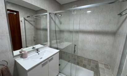 Resale - Apartment / flat - San Miguel de Salinas
