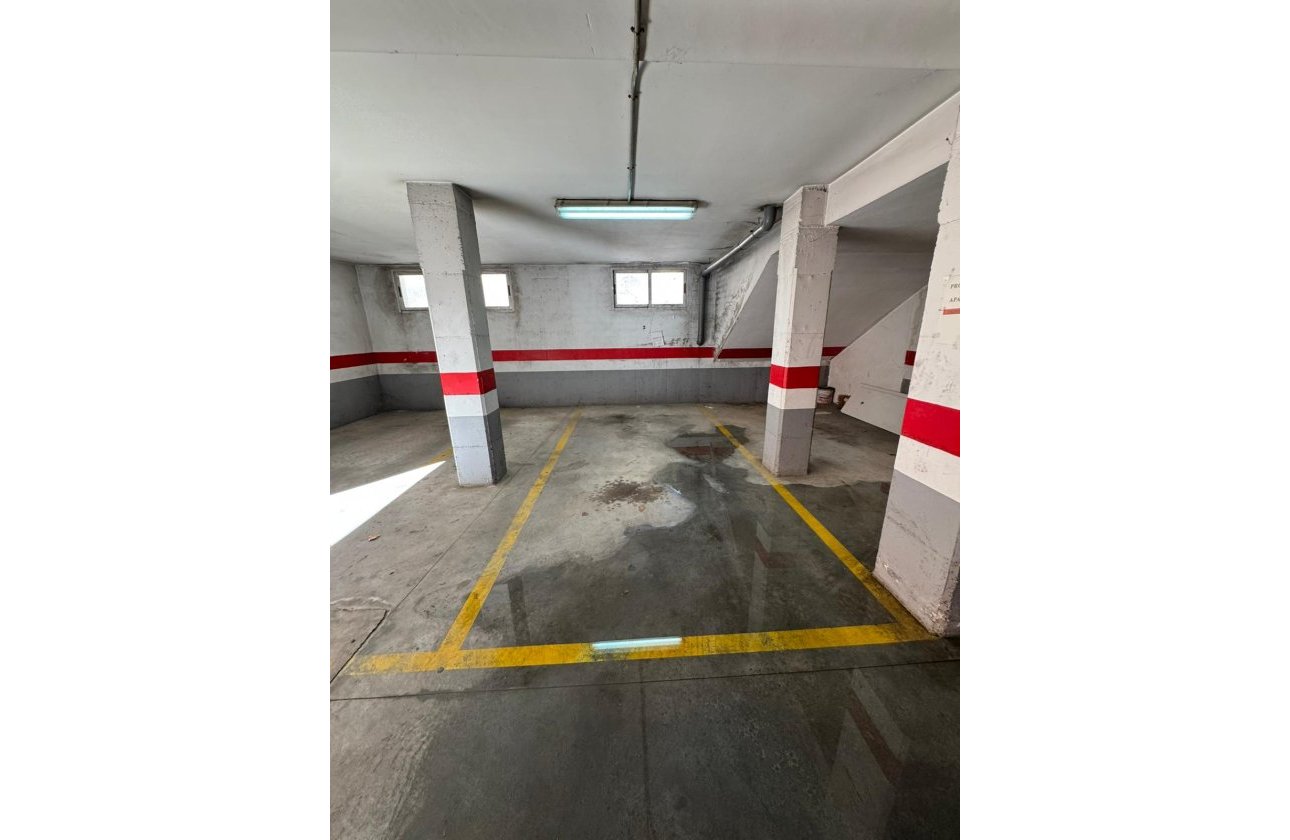 Resale - Apartment / flat - San Miguel de Salinas