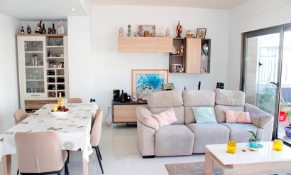 Resale - Villa - San Miguel de Salinas