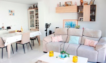 Resale - Villa - San Miguel de Salinas