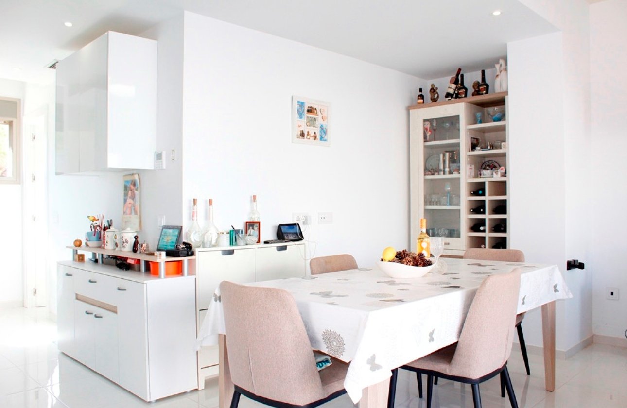 Resale - Villa - San Miguel de Salinas