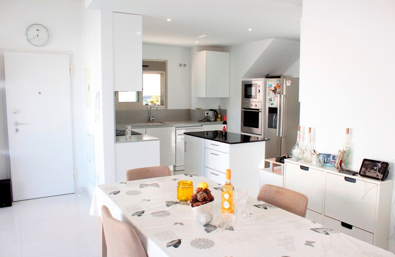 Resale - Villa - San Miguel de Salinas