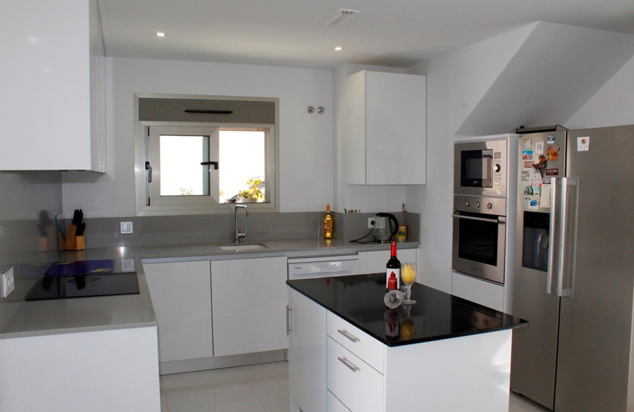 Resale - Villa - San Miguel de Salinas