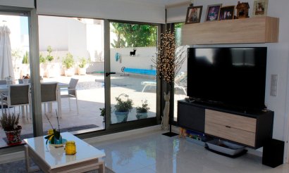 Resale - Villa - San Miguel de Salinas