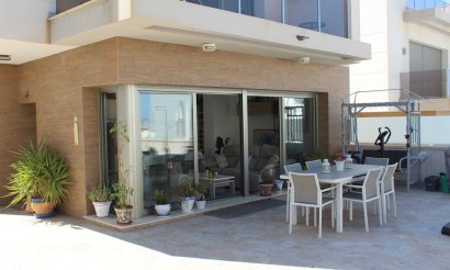 Resale - Villa - San Miguel de Salinas