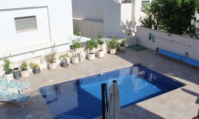 Resale - Villa - San Miguel de Salinas