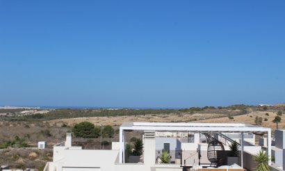 Resale - Villa - San Miguel de Salinas