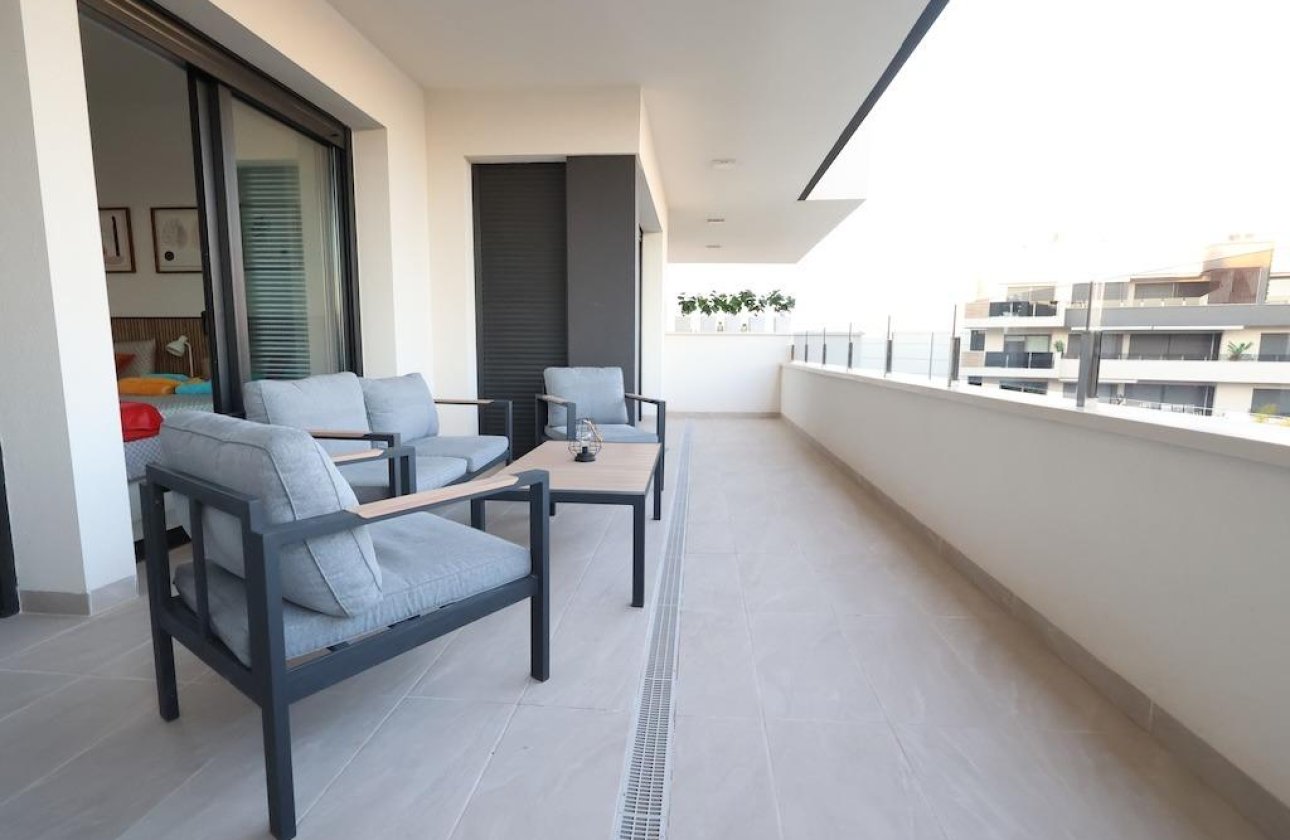 Resale - Apartment / flat - Orihuela Costa - Punta Prima