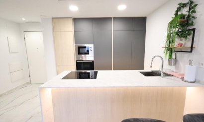 Resale - Apartment / flat - Orihuela Costa - Punta Prima