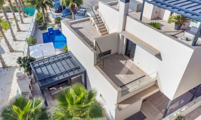 Resale - Villa - Cabo Roig