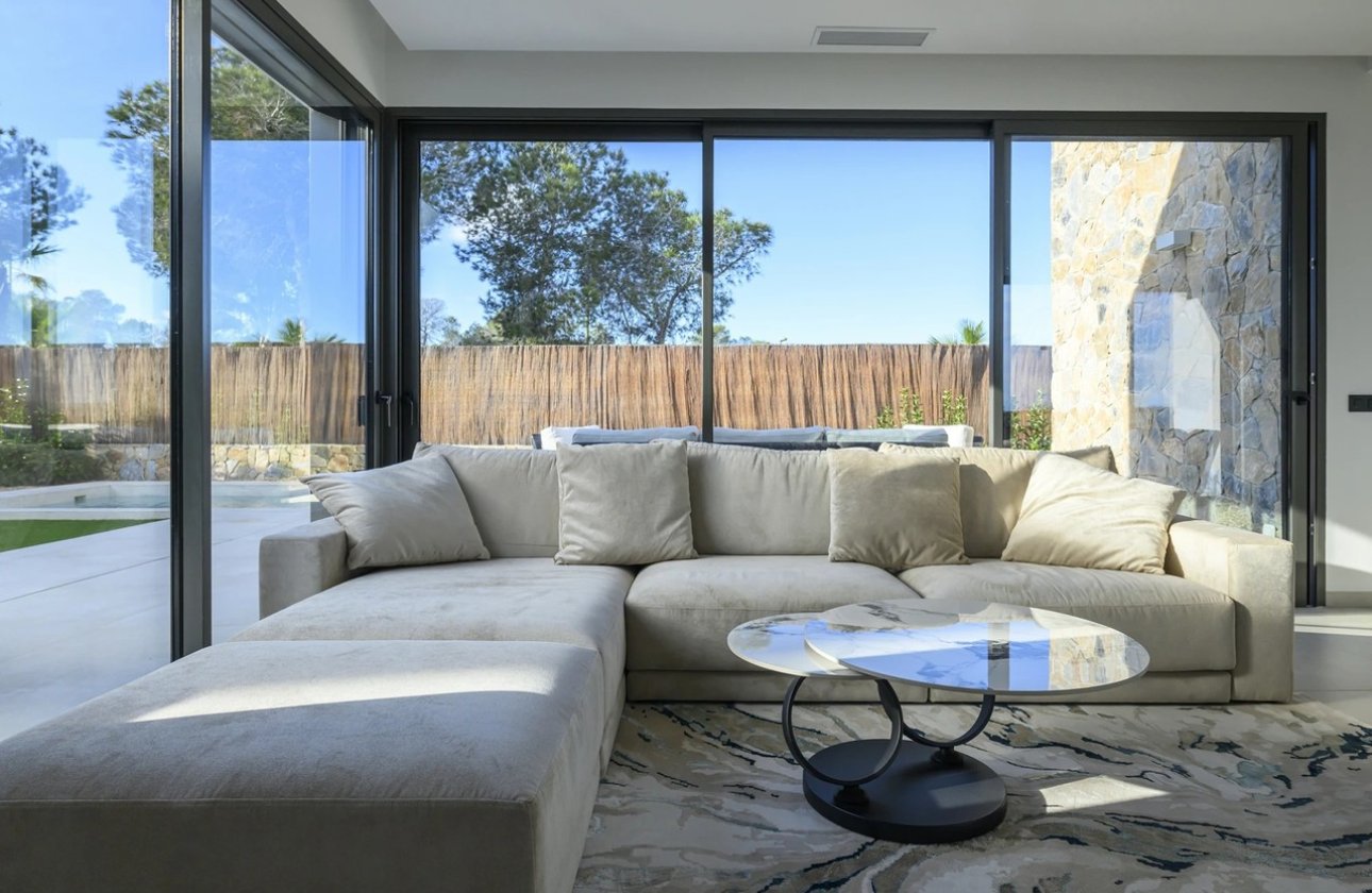 Resale - Villa - Las Colinas Golf Resort