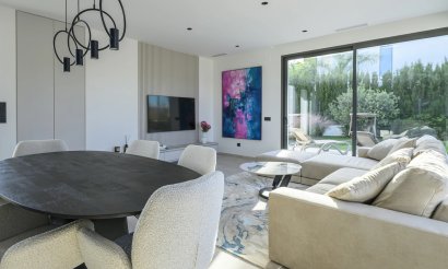 Resale - Villa - Las Colinas Golf Resort