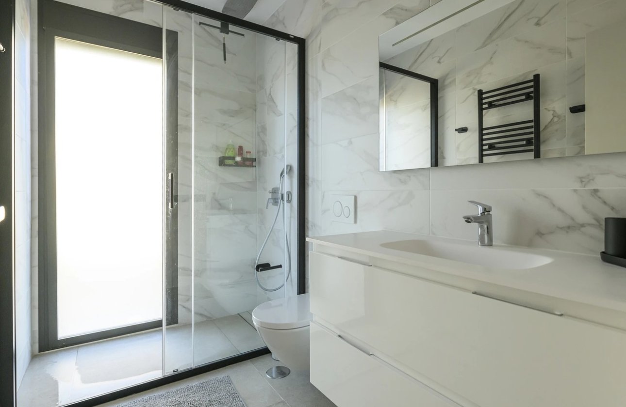 Resale - Villa - Las Colinas Golf Resort