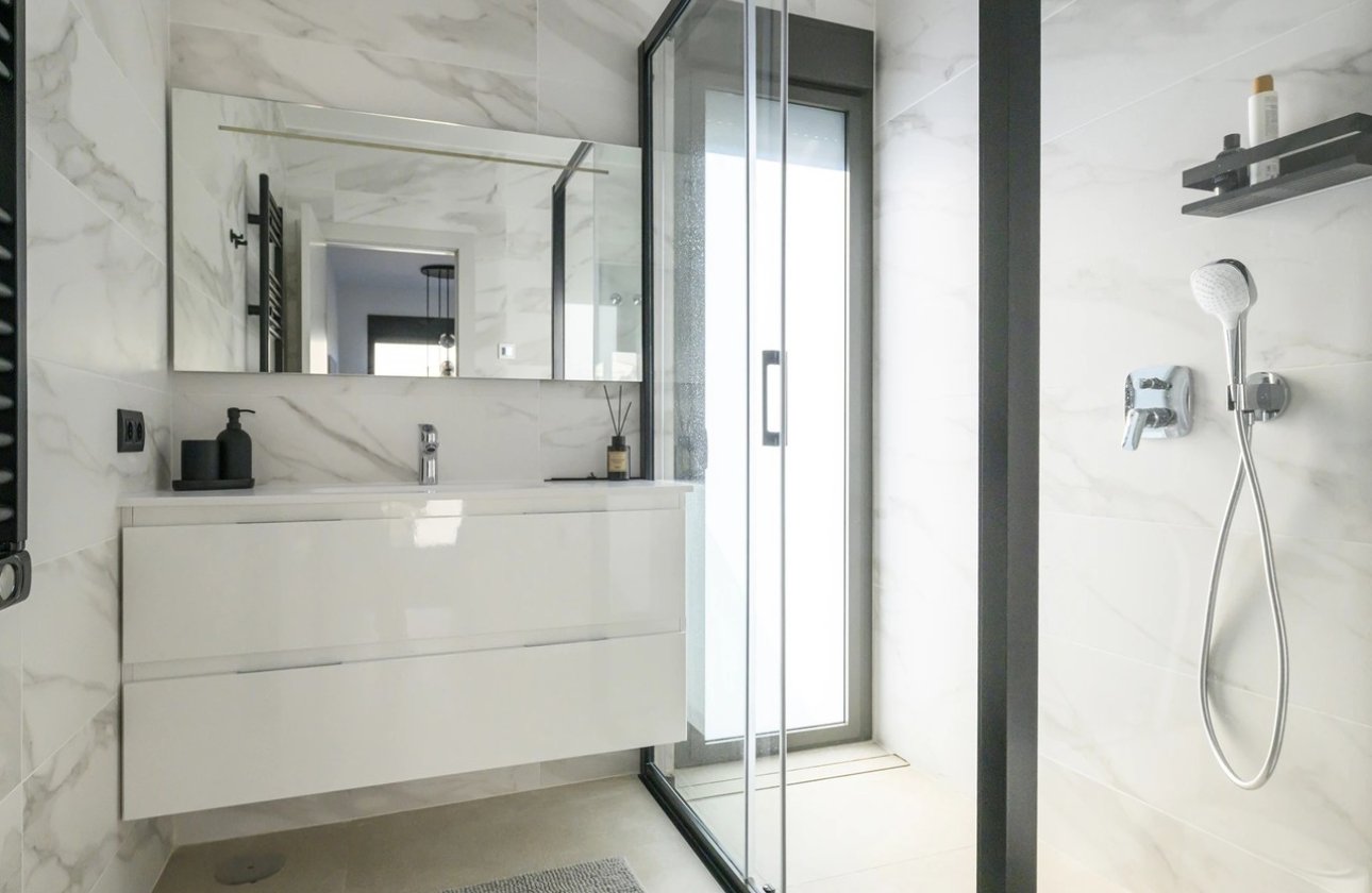 Resale - Villa - Las Colinas Golf Resort