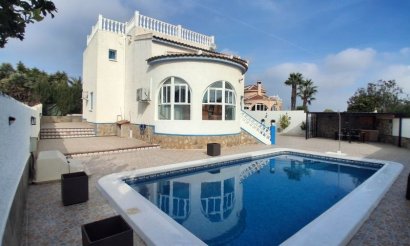 Resale - Villa - Rojales
