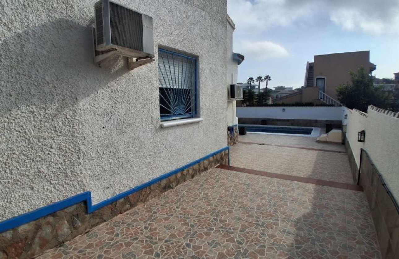 Resale - Villa - Rojales
