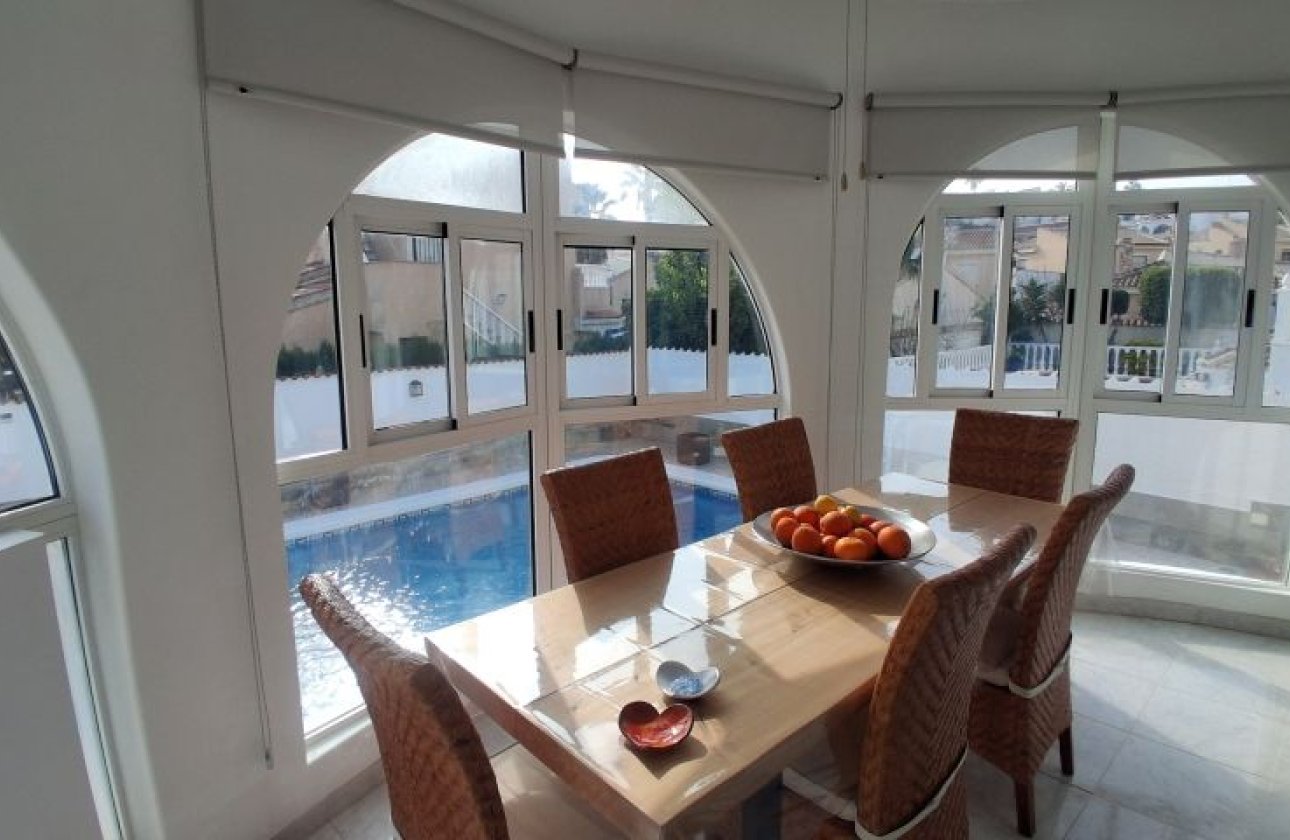 Resale - Villa - Rojales