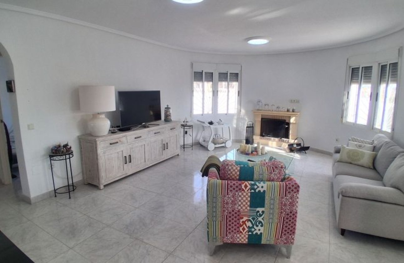 Resale - Villa - Rojales