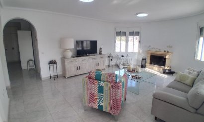 Resale - Villa - Rojales