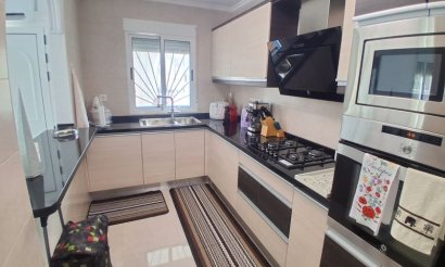 Resale - Villa - Rojales