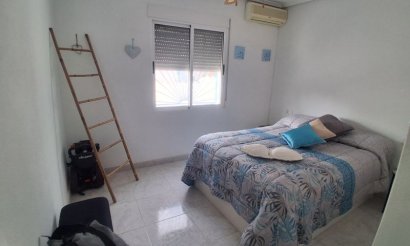 Resale - Villa - Rojales