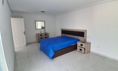 Resale - Villa - Rojales